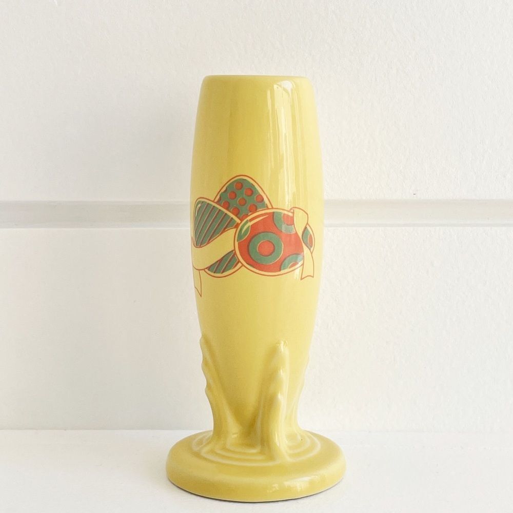 Fiestaware Homer Laughlin Retired Pale Yellow Easter Egg Decal Bud Vase